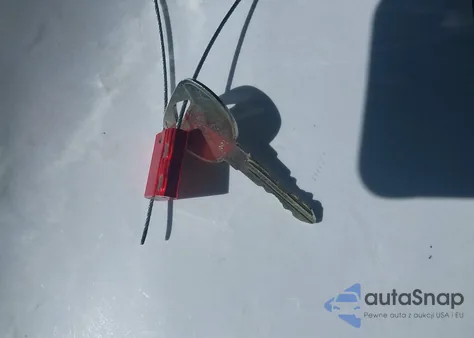 2005 Chevrolet Classic z USA, uszkodzony, nr VIN 1G1ND52F15M216618